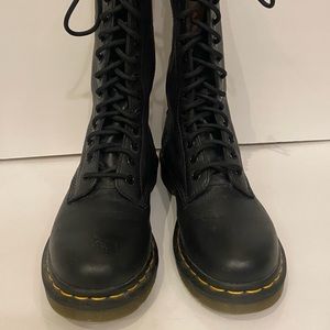 Doc Martens Boots size 1896- size 7